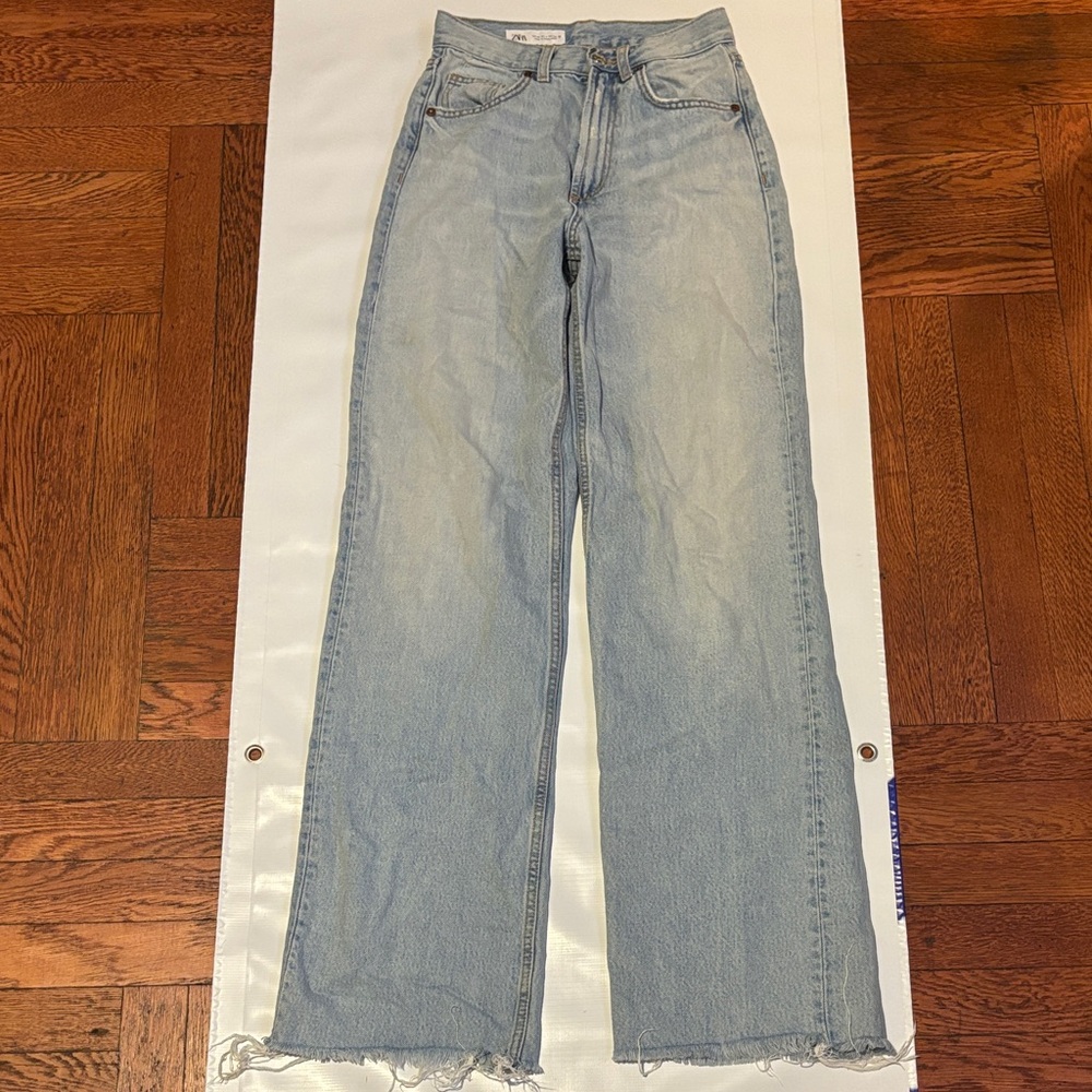Zara Light Blue Straight Leg Women's Jeans